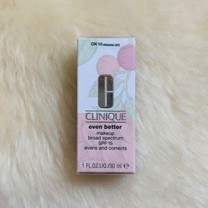 NWT Clinique Even Better Makeup - CN 10 Alabaster